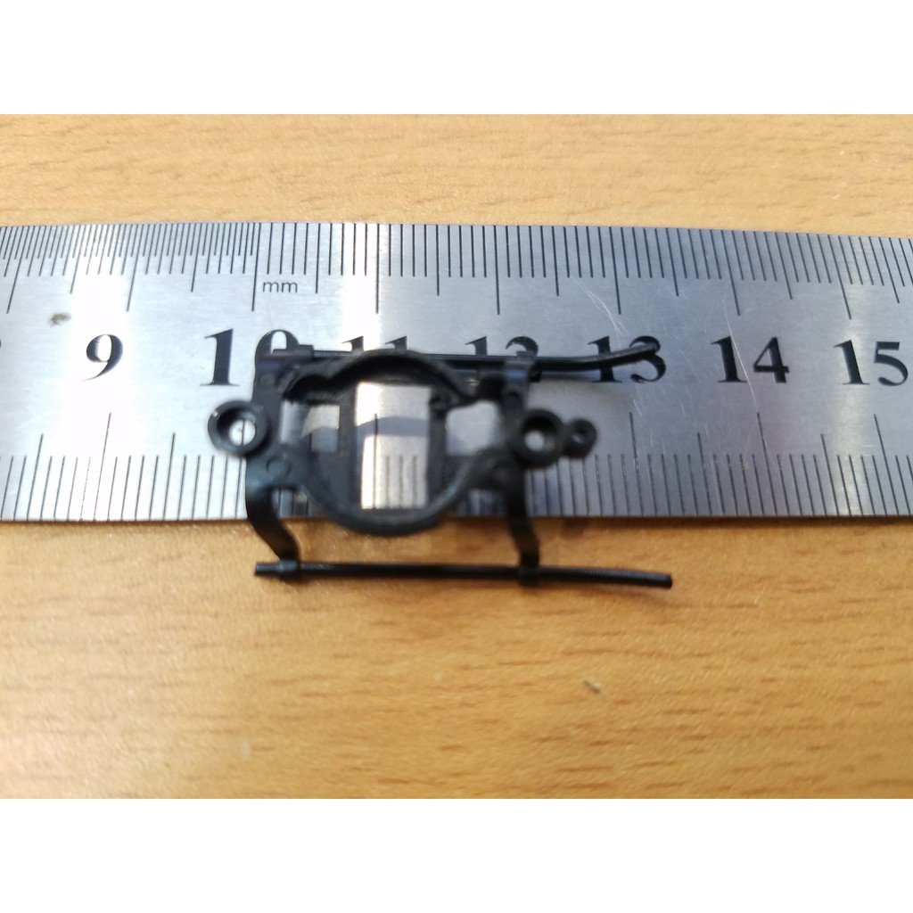 Xuongpinoto Phụ kiện cánh quạt ,chân đế,gyro thăng bằng và cấu nối máy bay mini m18- QS5010,hàng mới 100%