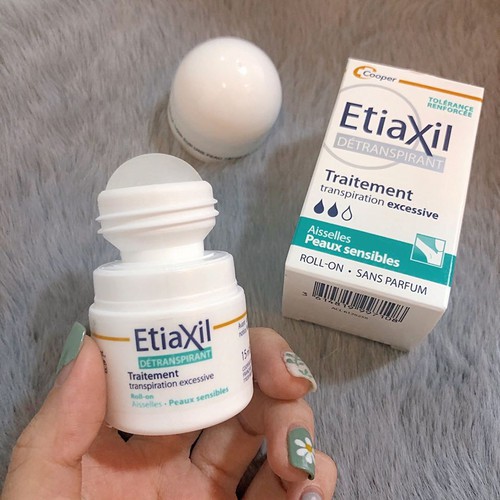 Lăn Khử Mùi Ngăn Ngừa Mồ Hôi Hiệu Quả Etiaxil 15ml