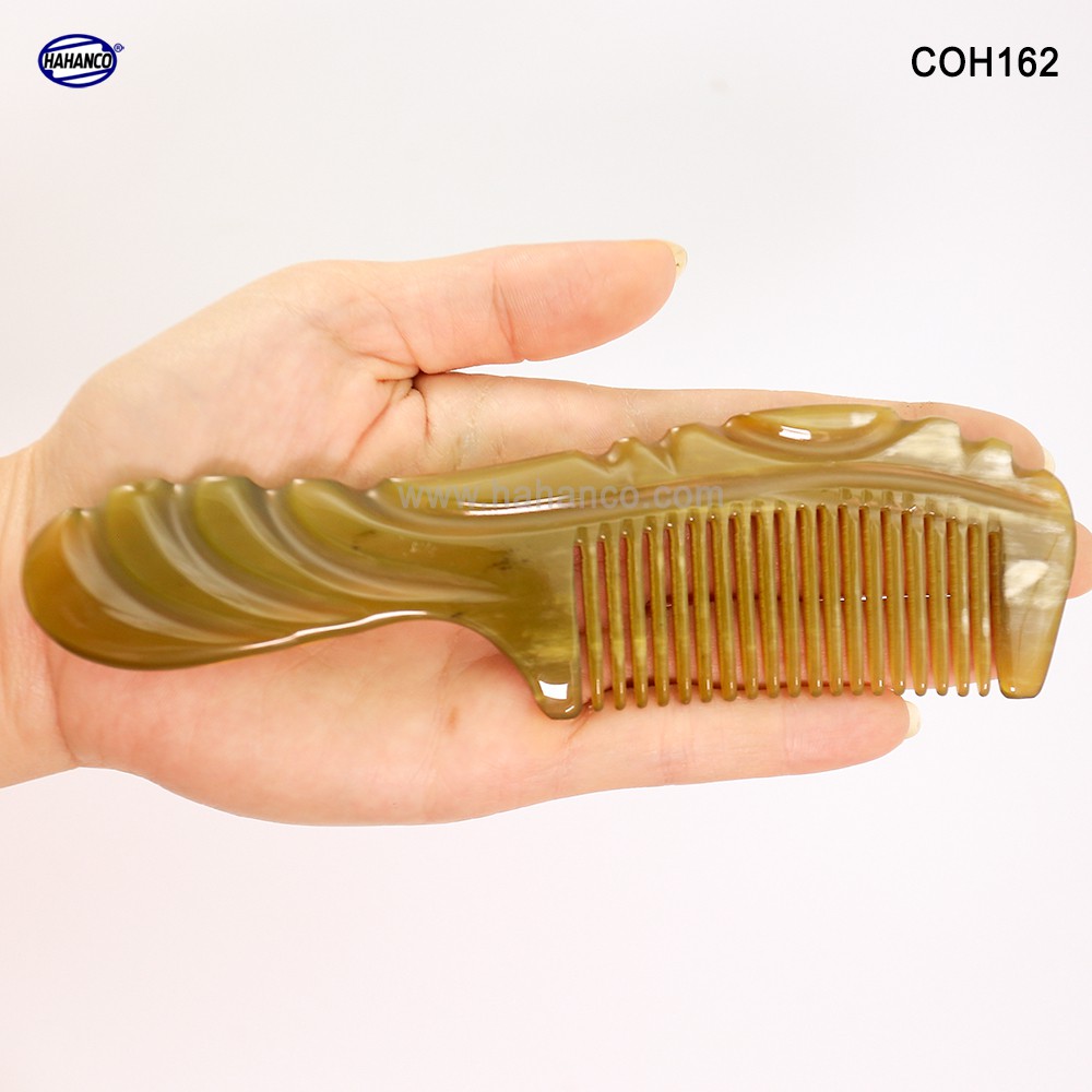 Lược sừng xuất Nhật - COH162 (Size: M- 16cm) Cổ điển nhỏ gọn - Horn Comb of HAHANCO - Chăm sóc tóc