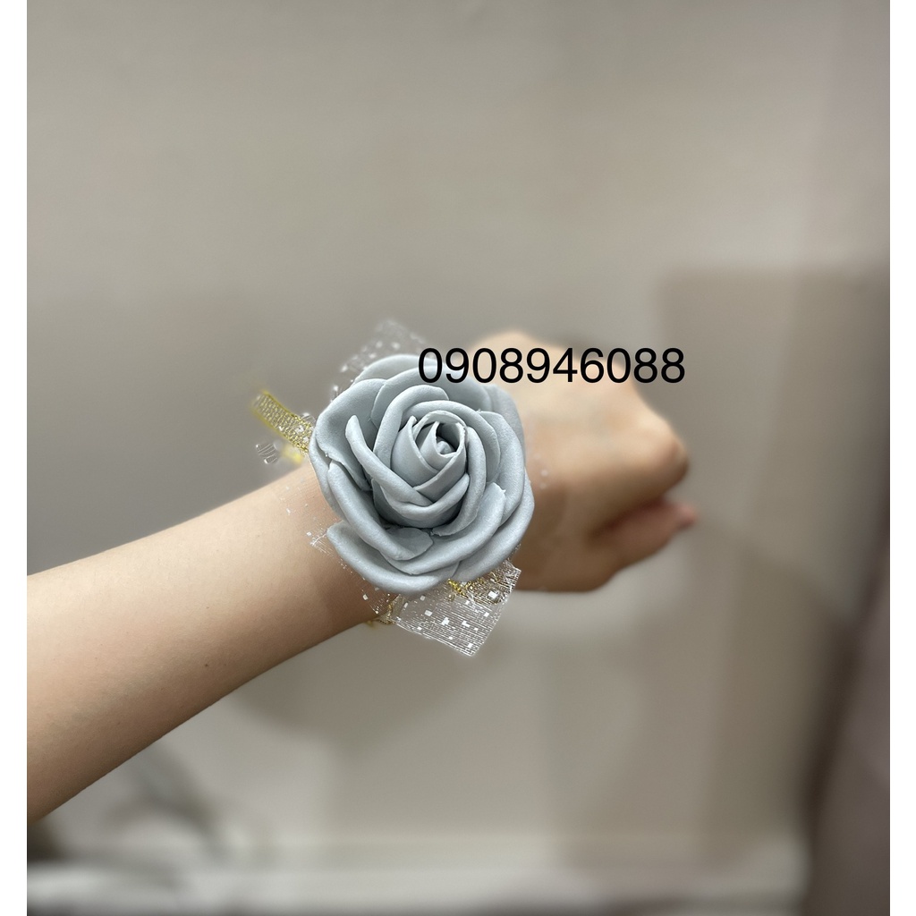 VÒNG HOA ĐEO TAY ĐÁM CƯỚI CHO PHÙ DÂU - KIỂU BÔNG HỒNG - VÒNG DÂY CHUN