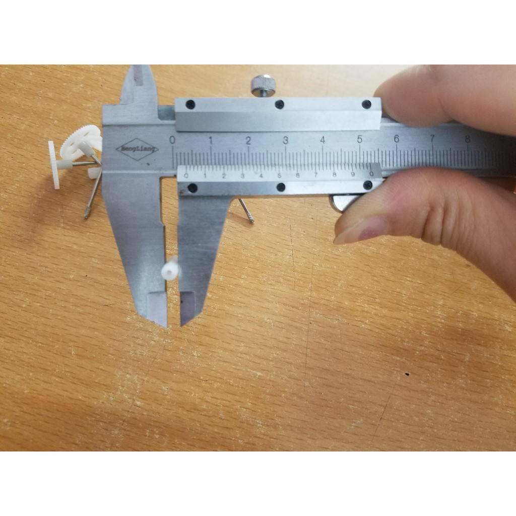 Bánh răng nhựa kèm trục dùng cho máy bay SH5HD,hàng chất lượng cao ,giá rẻ