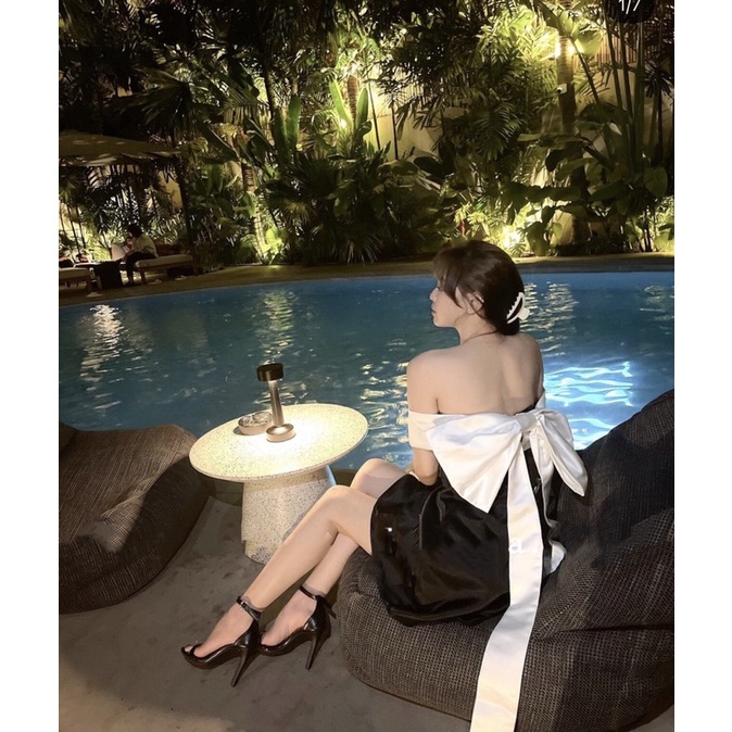 ĐẦM ĐEN PHỐI NƠ TO SAU