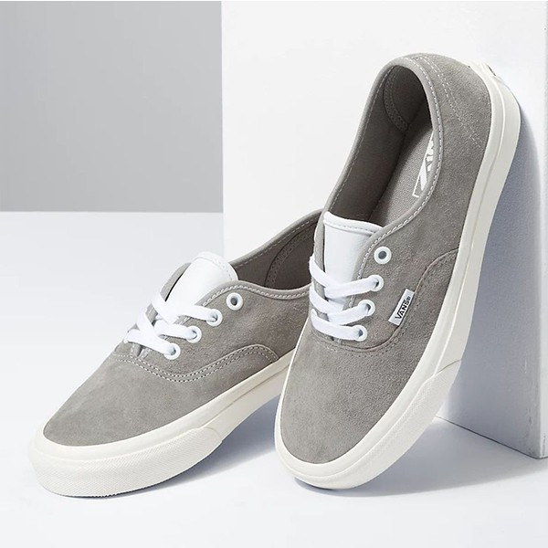 [Mã FAMALLT5 giảm 15% đơn 150k] Giày Vans Authentic Pig Suede - VN0A2Z5I18P