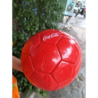 Banh da coca kèm van bơm