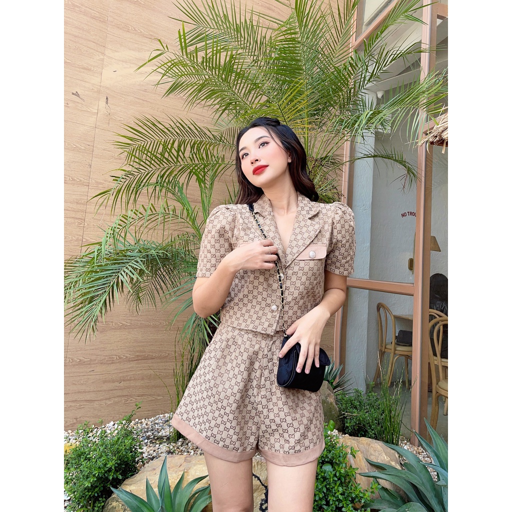 Set Áo cổ Vest Crotop + Quần Phối nút mạ kim trẻ trung sang trong DS91 CIN HOUSE