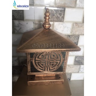 Đèn găn đầu cột quanh nhà hàng rào màu đồng giả cổ D200