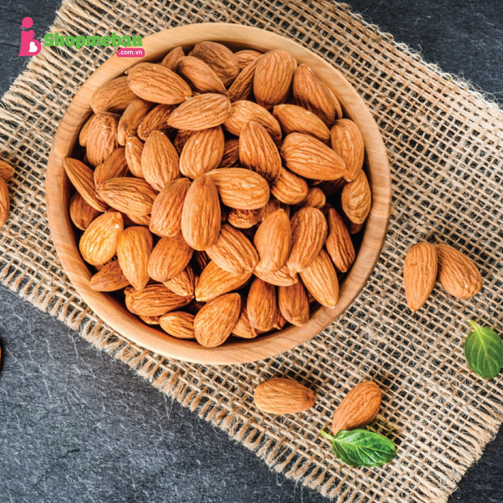 Hạnh nhân Mỹ tách vỏ nướng giòn dậy vị, rất ngon miệng