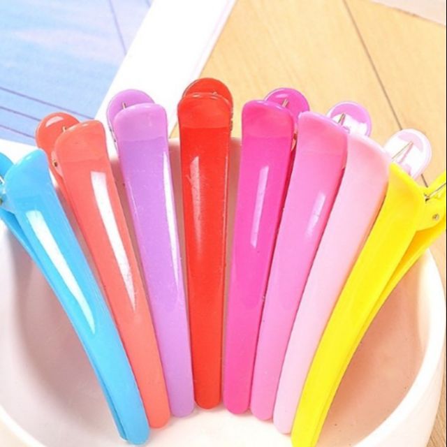 2 cây kẹp tóc. 8cm. Ngẫu nhiên màu