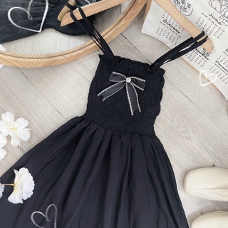ĐẦM MAXI ĐEN NHÚN PHỐI NƠ 2 DÂY