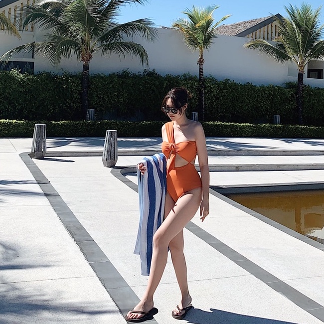 Bikini liền mảnh cao cấp LILAS BLANC - Malibu Swimsuit, Bộ bơi 1 mảnh phối nơ lệch vai
