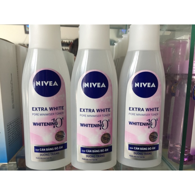 Nước hoa hồng dưỡng trắng và se khít lỗ chân lông NIVEA Extra 200ml