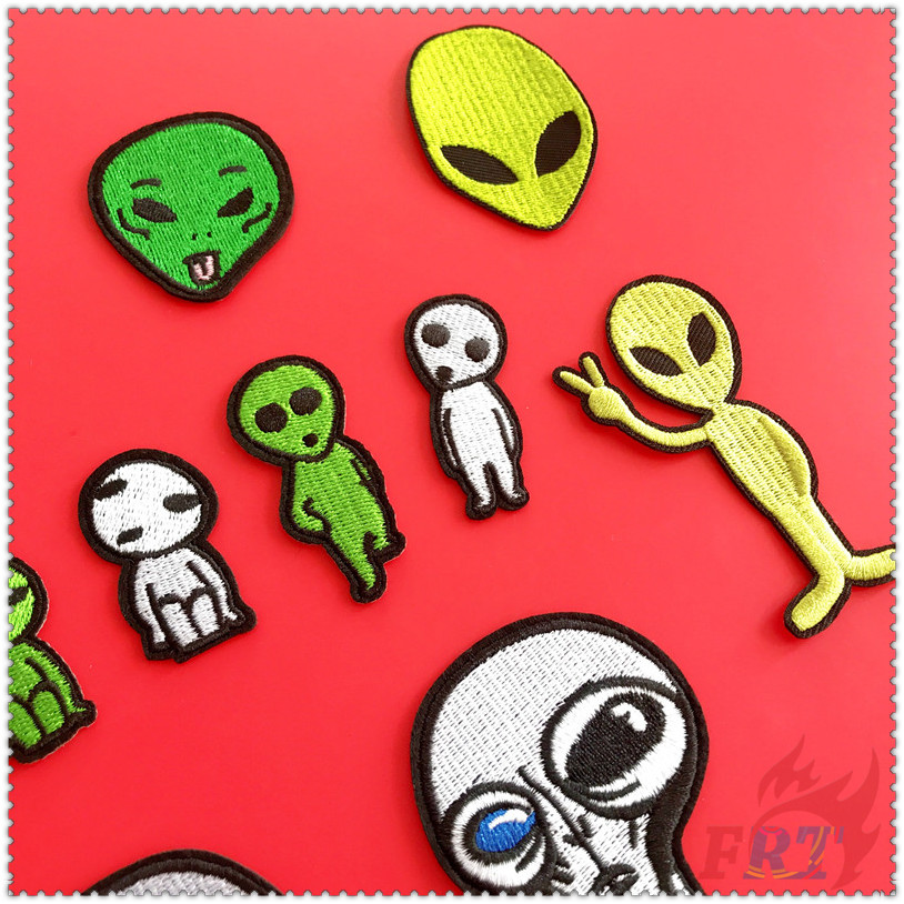 Miếng dán ủi thêu quần áo hình người ngoài hành tinh 01