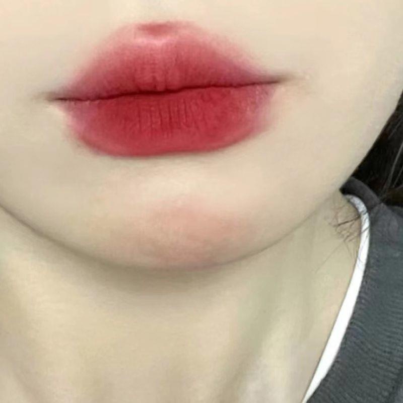 Son Môi Maffick Màu Nhung Lì Không Phai Không Dính Thành Cốc Thiết Kế Hình Quả Trứng Nhỏ