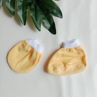 Bao tay bao chân cho bé sơ sinh (sét 1 đôi bao tay + 1 đôi bao chân)
