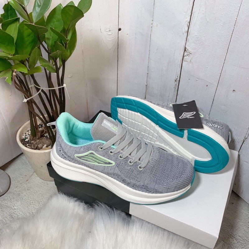 Giày Wanno nữ mới thể thao sneaker kèm hộp, êm nhẹ 683