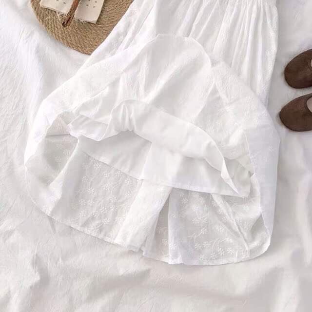 Váy Trắng Hai Dây Thêu Hoa Vintage | BigBuy360 - bigbuy360.vn