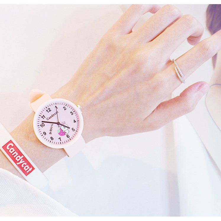 (Ko lắc) Đồng hồ thời trang nữ dây cao su C29 Candycat THỎ ÔM DÂU TÂY | BigBuy360 - bigbuy360.vn