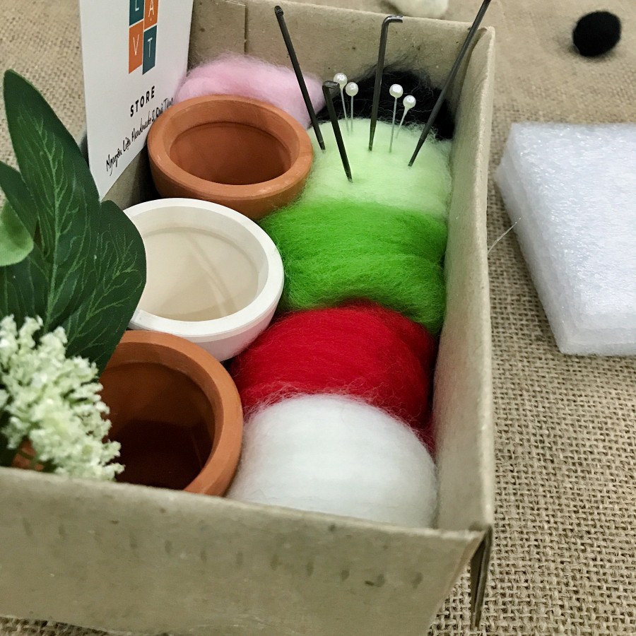 [FREESHIP TỪ 50K] [CÓ ẢNH THẬT - HANDMADE] KIT Len Chọc đủ nguyên liệu làm cây xương rồng - Needle felting