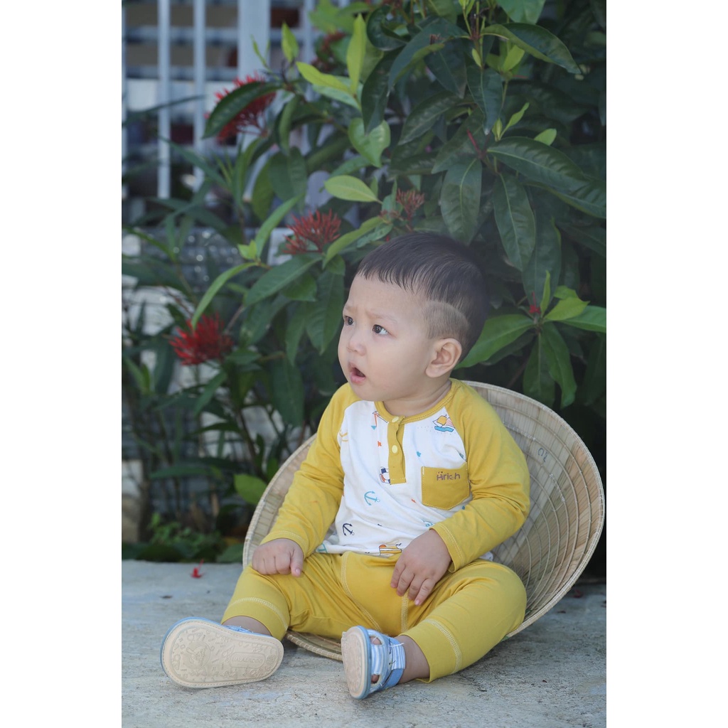 Bộ quần áo dài vai sợi tre Arich họa tiết ô tô ( có size 6-9m đến 4-5 tuổi )