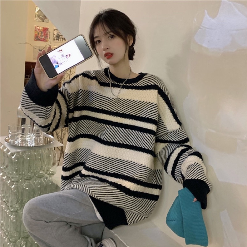 Áo len dệt kim dáng rộng hoạ tiết kẻ ngang dày dặn cho nam nữ phong cách hàn Quốc unisex HanaStore