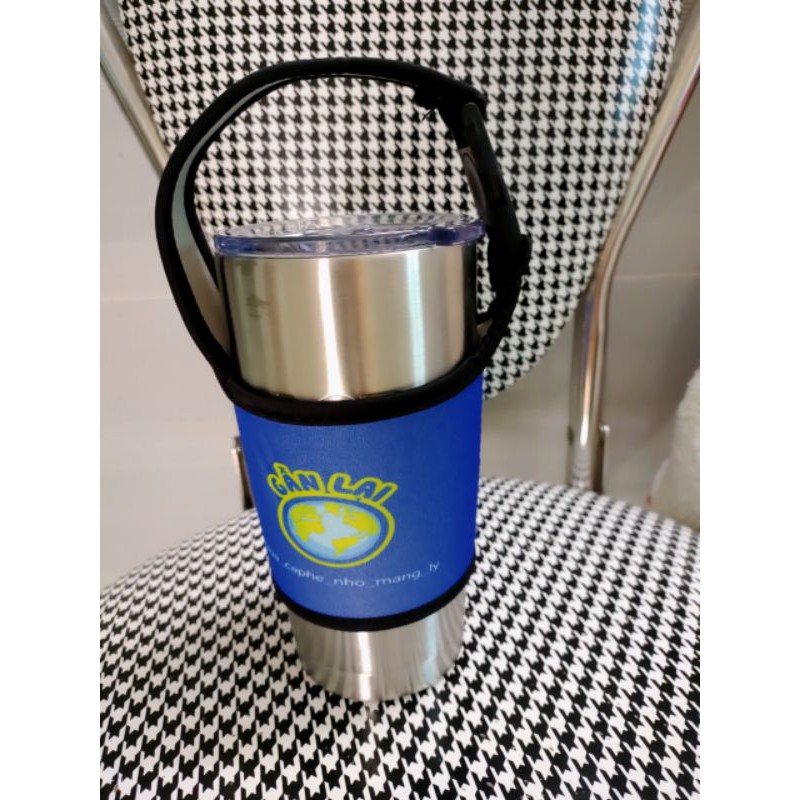 Ly giữ nhiệt siêu chất, quà tặng của ACB Bank