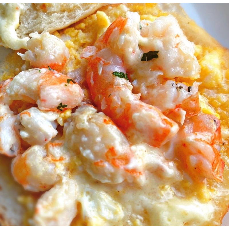 BURGER TÔM SỐT BƠ PHOMAI