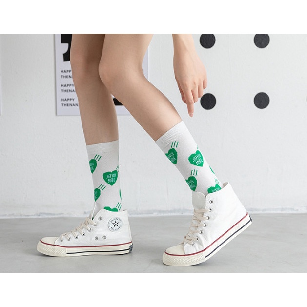 Vớ Tất nữ hình trái tim phong cách Hàn Quốc siêu dễ thương và xinh xắn.