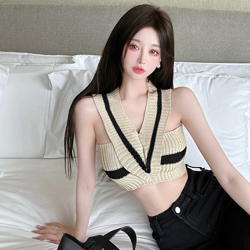 Áo Croptop Dệt Kim Sát Nách Cổ Chữ V Ôm Dáng Thời Trang Cho Nữ