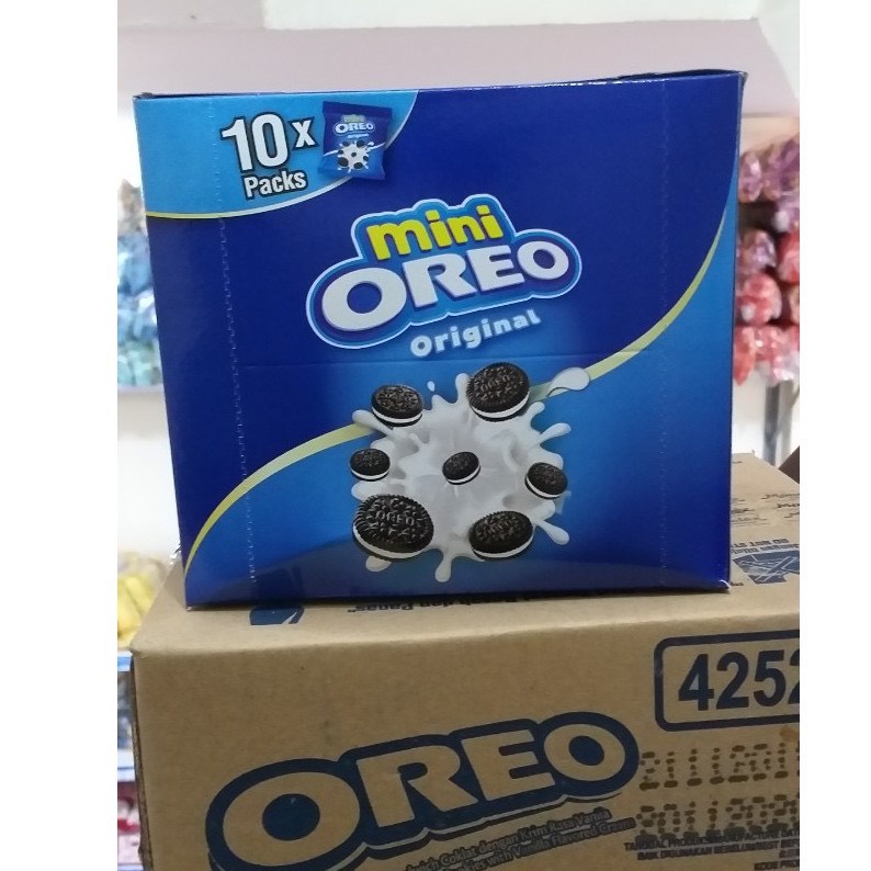 Hộp bánh quy sôcôla OREO mini vị vani 204g