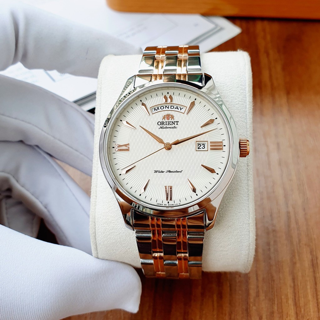 Đồng hồ nam Orient Automatic SEV0W001WH đẹp sang trọng