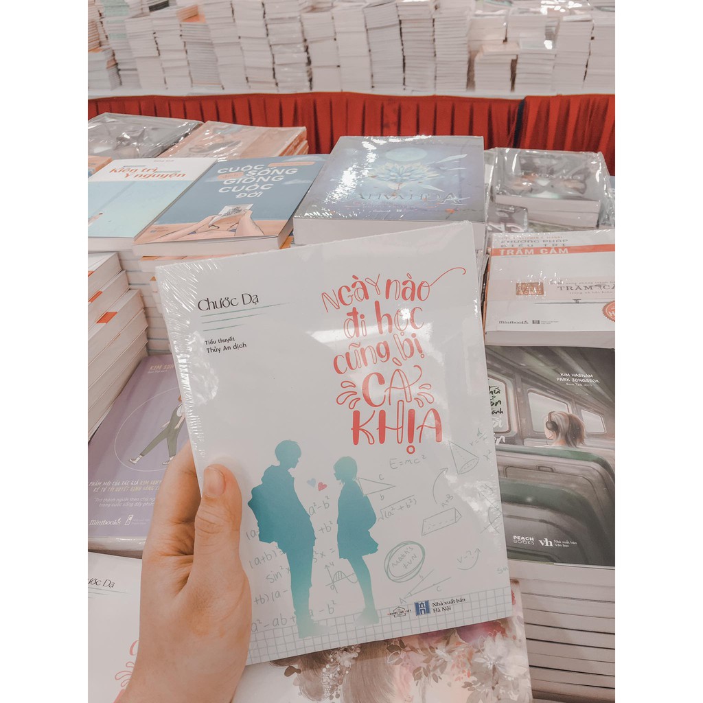 Sách - Ngày Nào Đi Học Cũng Bị Cà Khịa [AZVietNam]
