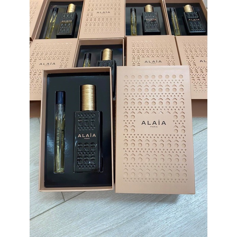 Set nước hoa Alaia Paris EDP 2 món 50ml + 10ml