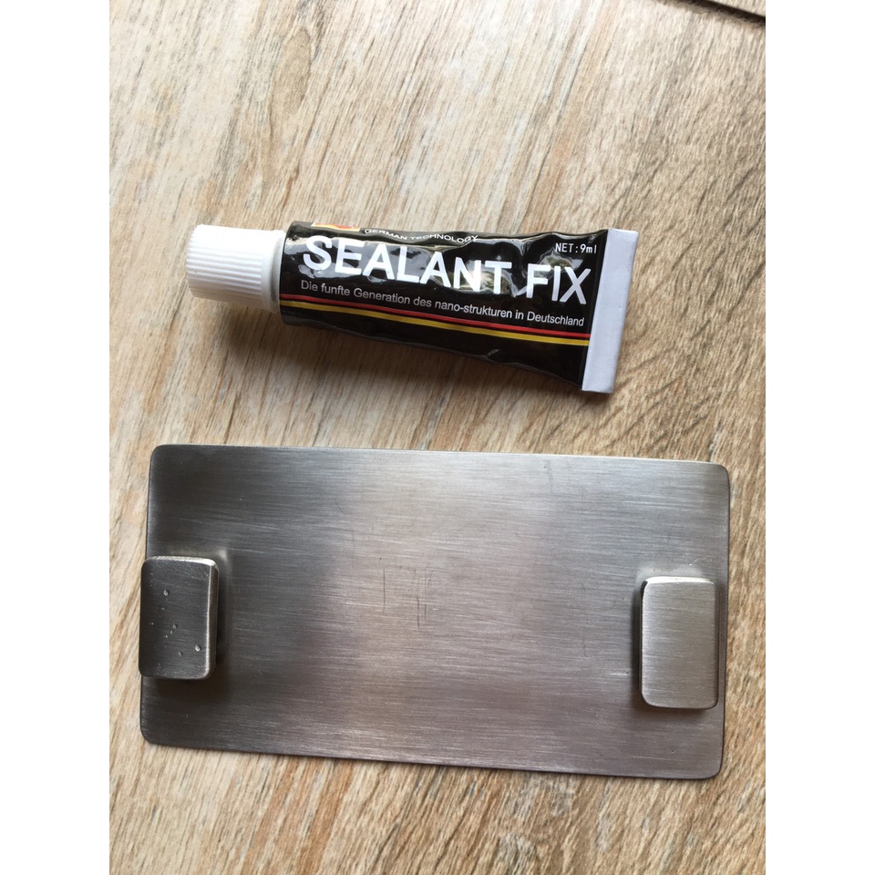 Miếng dán inox 304 cho dòng kệ rổ nhà bếp kèm keo dán sealant Fix 6gam - Bộ pass inox dán tường
