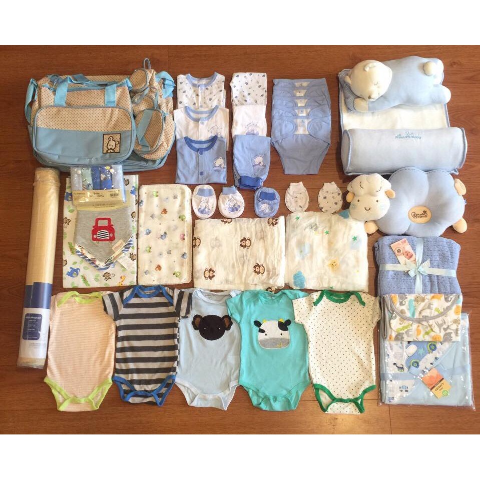 Set đầy đủ đồ sơ sinh cho bé yêu.
