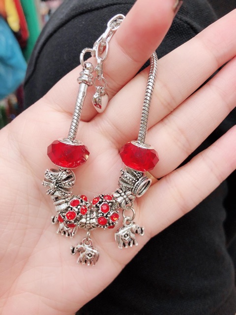 Vòng charm bạc Thái