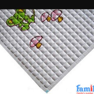 VB. Nệm (Chiếu) cao su chống thấm 60*90cm (giao hình ngẫu nhiên) <bé sơ sinh>