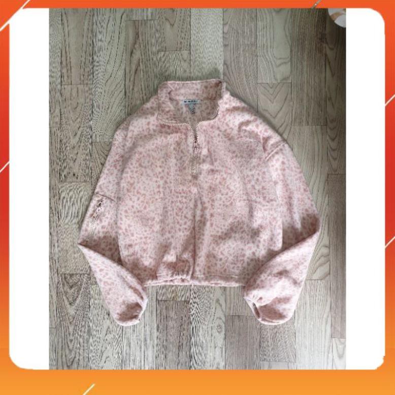 Áo hoodie croptop màu cực tây! | BigBuy360 - bigbuy360.vn