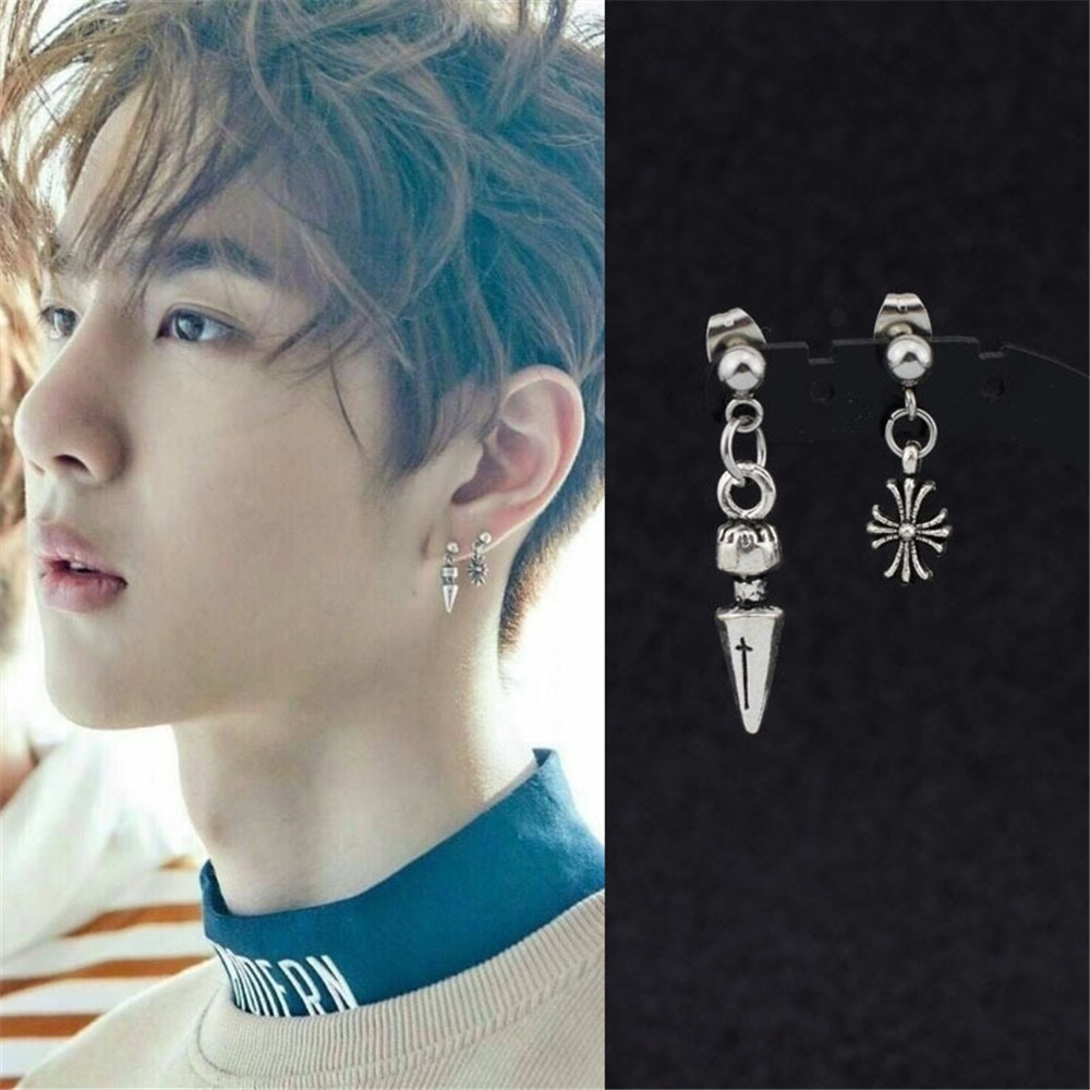 1 Khuyên Vành Tai Bằng Thép Không Gỉ Phong Cách Retro Cá Tính