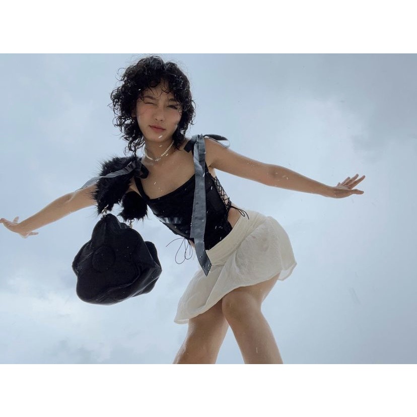 Túi bông hoa aeie FLOWER FUZZ BAG