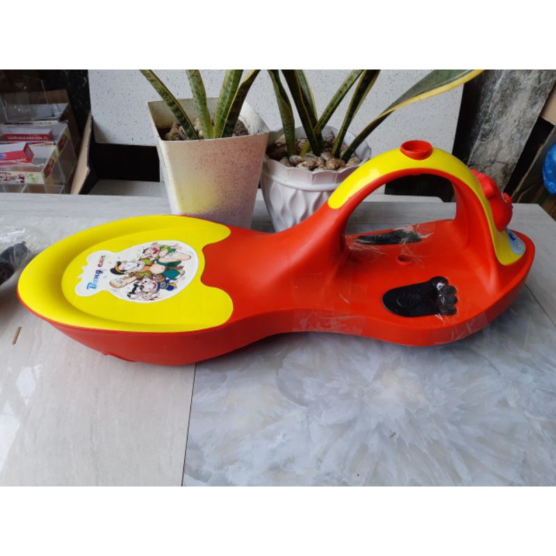 Xe lắc cho bé( không kèn)