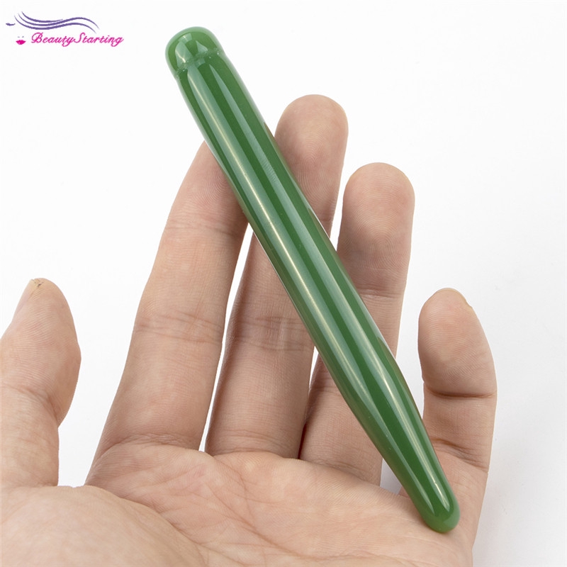 Thanh massage da mặt làm bằng đá ngọc bích