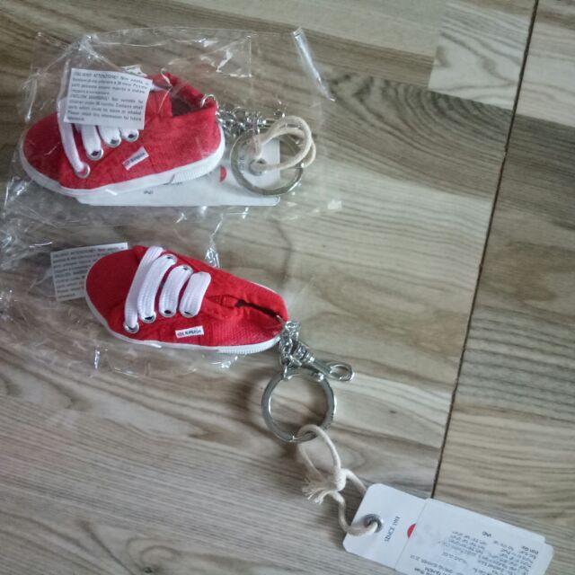 Combo sĩ  móc  khóa  giày