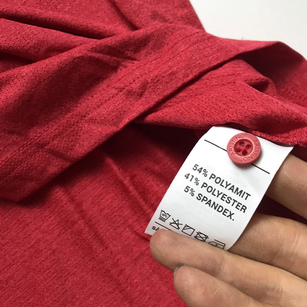 Áo polo nam Aristino ngắn tay có cổ phom ôm vải mềm mịn nhẹ thoáng nhanh khô hạn chế nhăn APS055S1