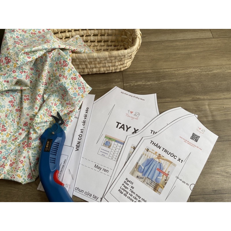 RG433_Rập giấy may áo dài tay raglan bé gái