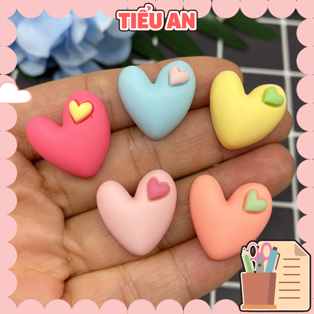 Charm (C432) slime/ Dụng Cụ Charm Trang Trí [Ko Keo &amp; Nút] Trái Tim Cute (1.2 x 2.0 cm)