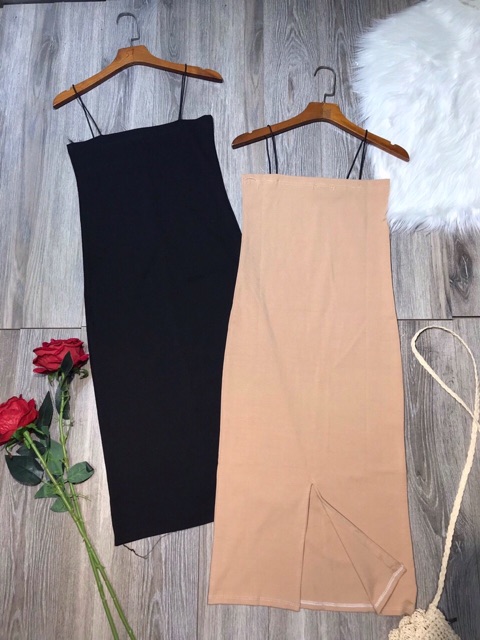 Váy body 2 dây dáng dài chất đẹp xẻ cạnh