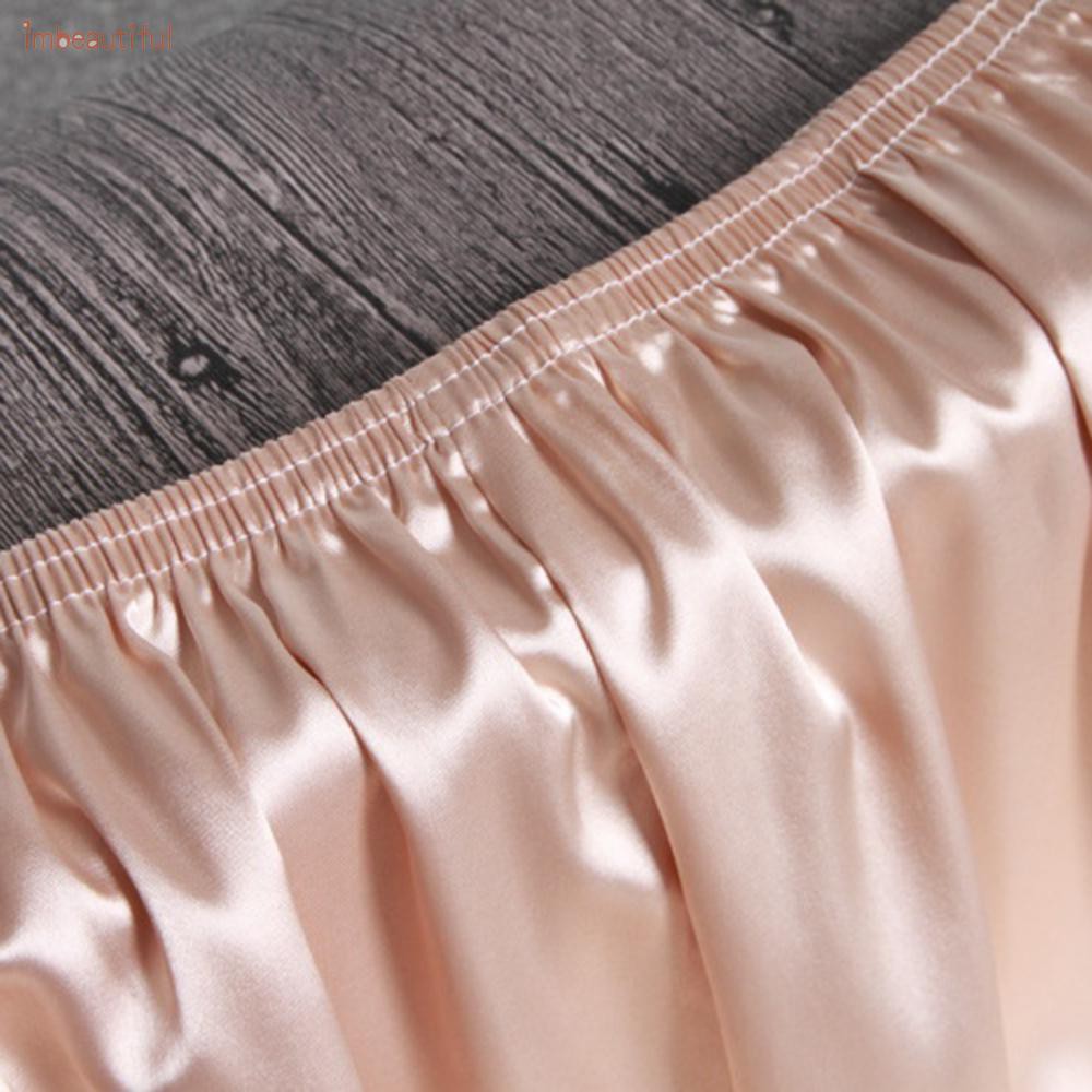 Quần short mặc ngủ vải lụa bóng lưng thun dành cho nam