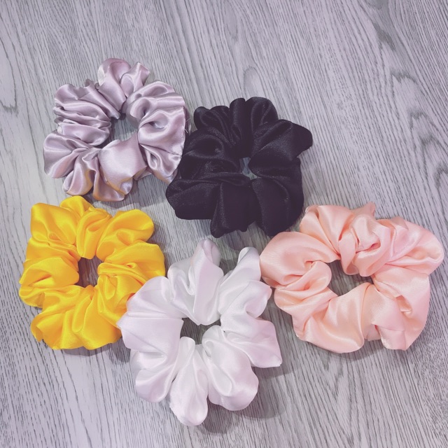 Scrunchies siêu to siêu nhún màu xinh