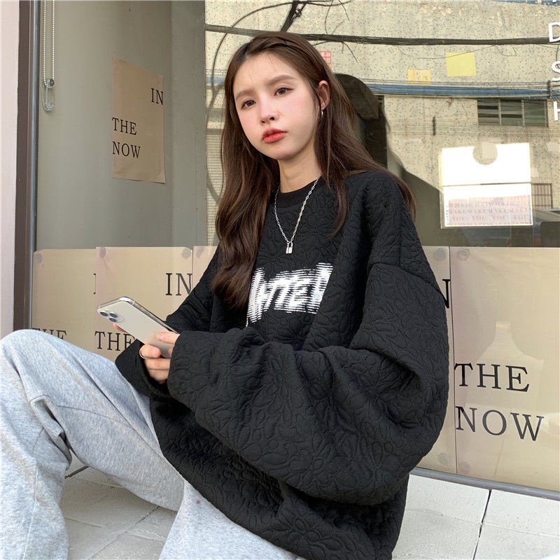 Áo Len Nữ Oversized Tay Dài Vải Jacquard Mỏng Vintage