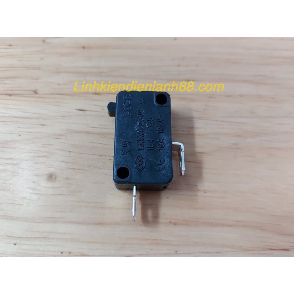 Công tắc 2 chân thường đóng mới !